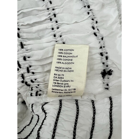 Anthropologie Smocked Crop Top White With Black Stitching Medium EUC - Picture 7 of 9